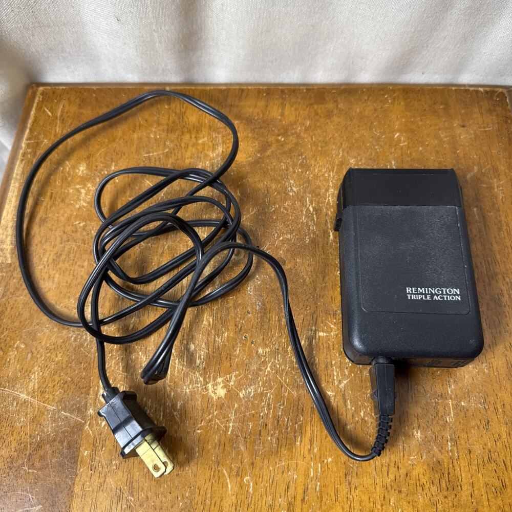 Vintage 1984 Remington Triple Action Electric Shaver Trimmer PM-750‎ WORKS